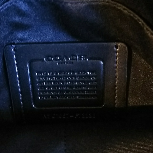 Coach - Picture 4 of 6